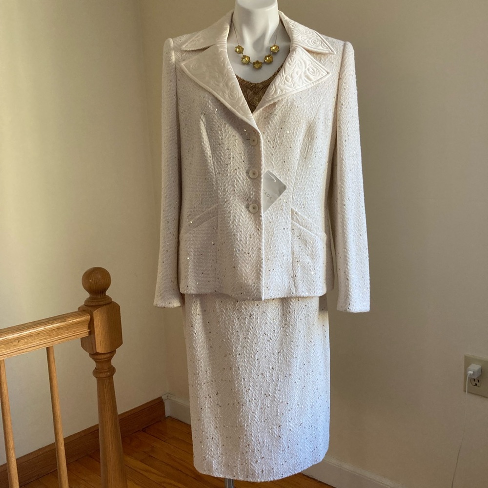 ESCADA Cream & Gold Wool Blend Skirt Suit W/Sequins Sz. 42 NWT!